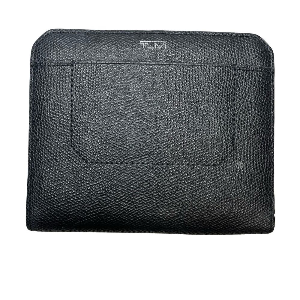 TUMI Black Pebbled Leather Wallet Bifold ID Case Organizer Travel Slim